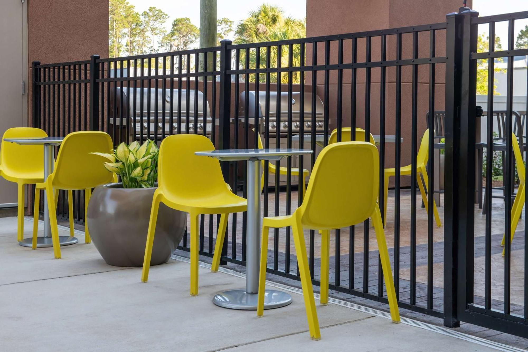 Home2 Suites By Hilton Kingsland Exterior photo